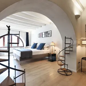 Elegant Rosales Apt. Apartamento