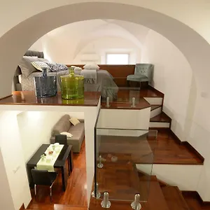 https://home-alex.it-romehotels.com
